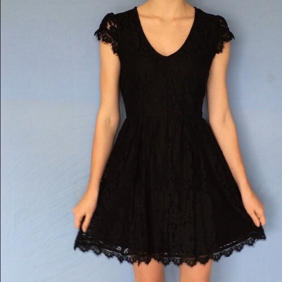 Lace Black Dress - Picture 1 of 8